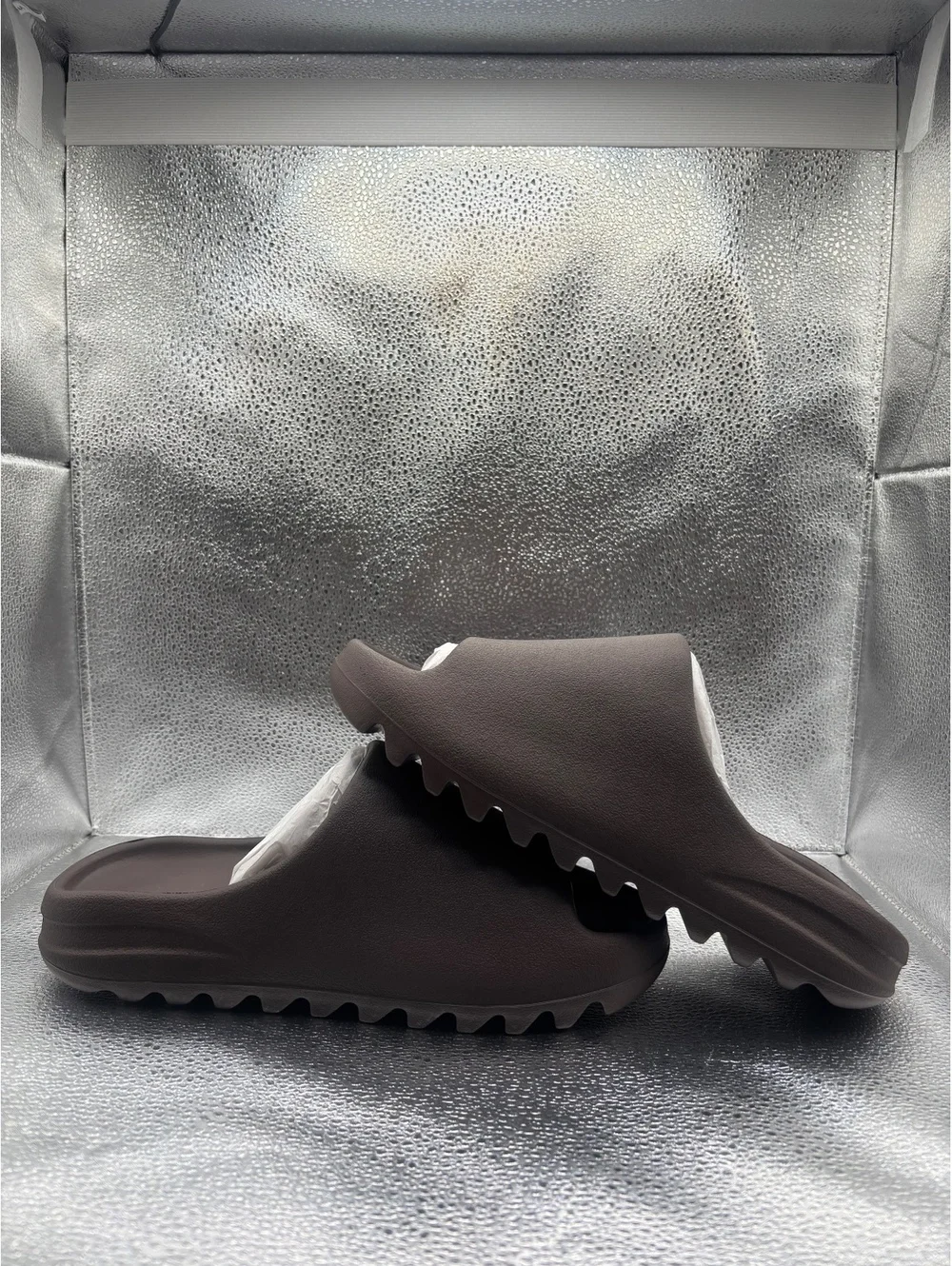 YS-01 chocolate Yeezy slide size 11